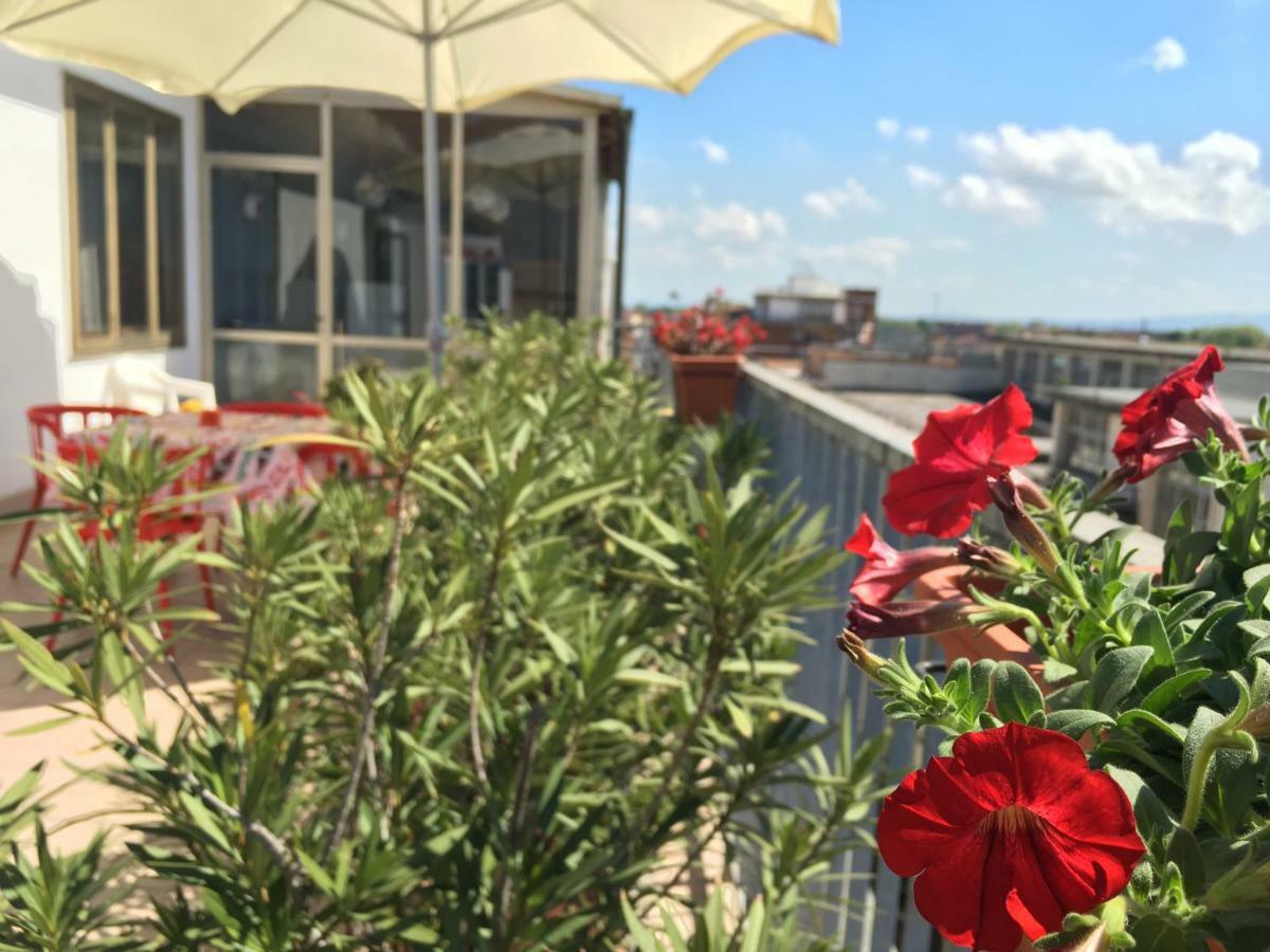 B&B Colombo Pisa Luaran gambar